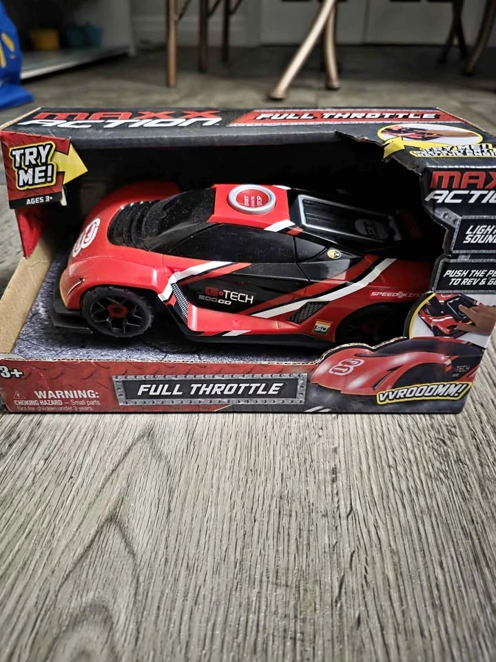 Toy race car