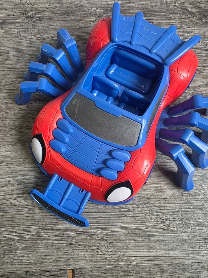 Spiderman toy car - photo 2