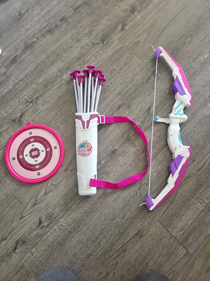 Kids bow and arrow toy
