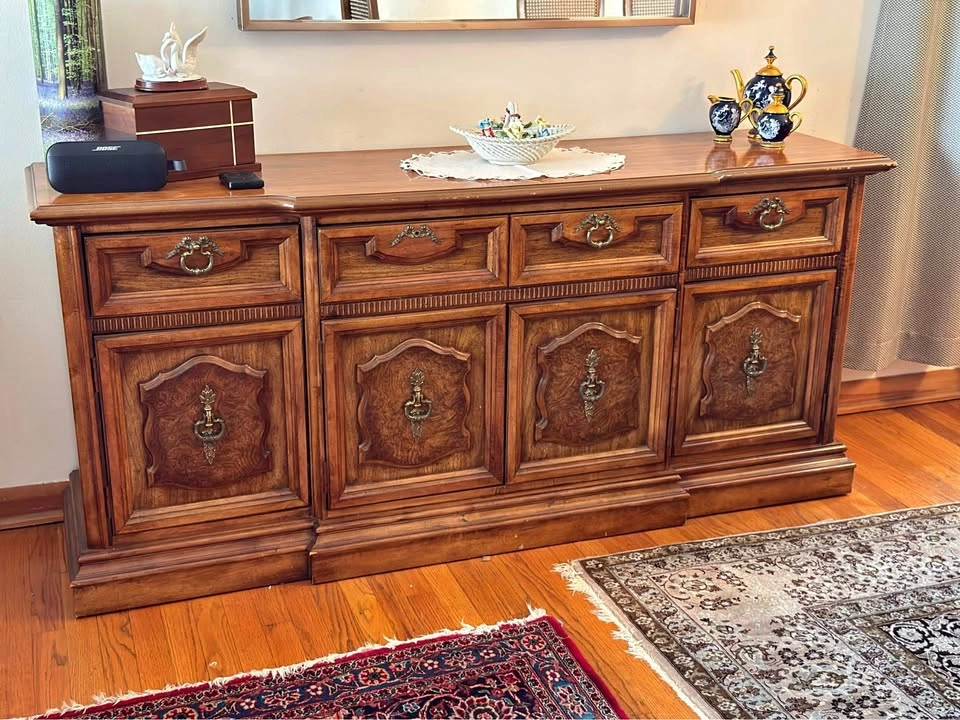 Dining room set
