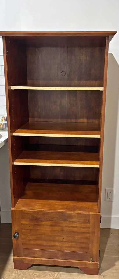 Kitchen cabinet/Book Shelf