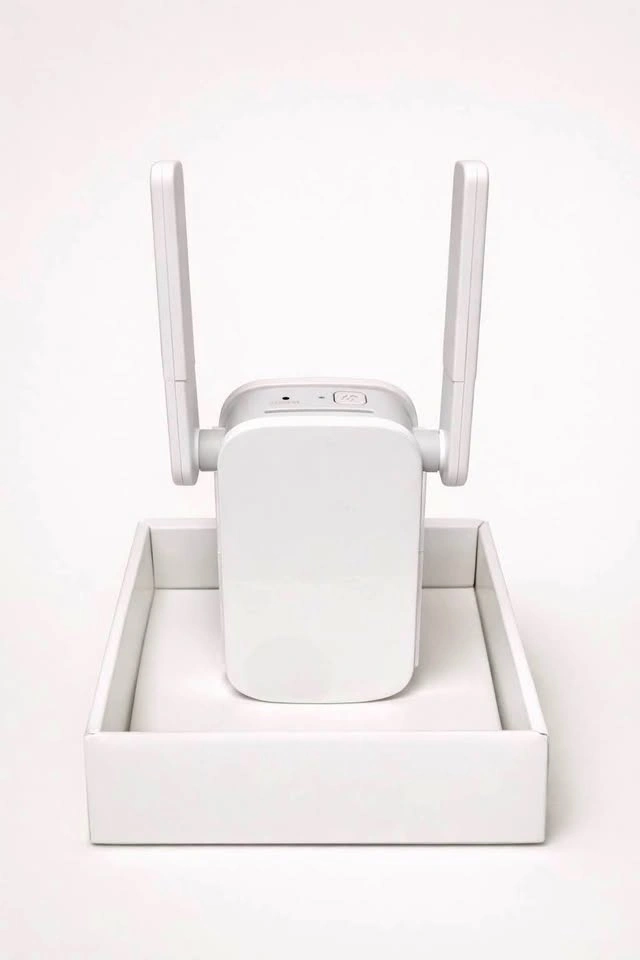 D-Link DAP-1610 AC1200 Mesh Wi-Fi Range Extender