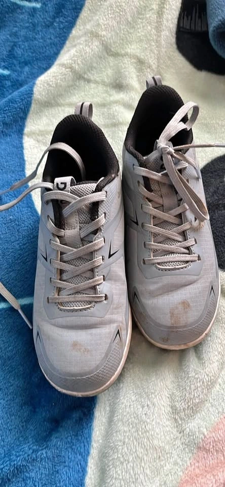 Boys cleats size 13