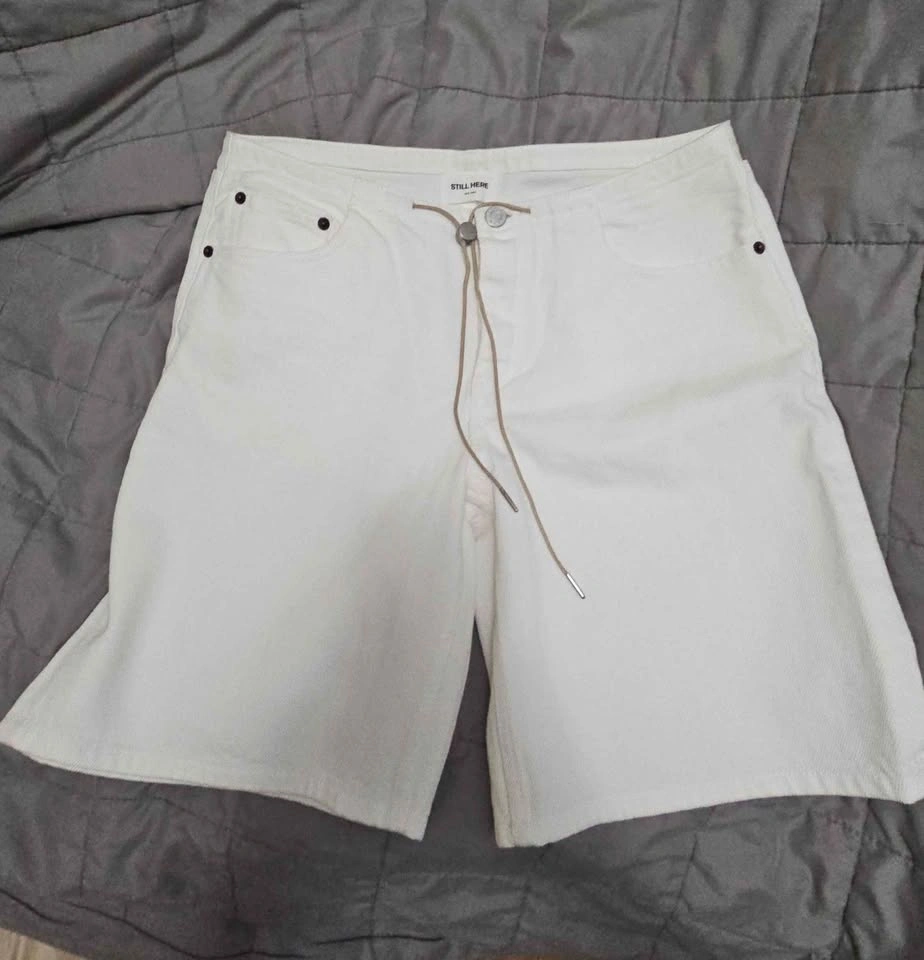 STILL HERE - Cool Shorts in Milk size 27 - photo 4