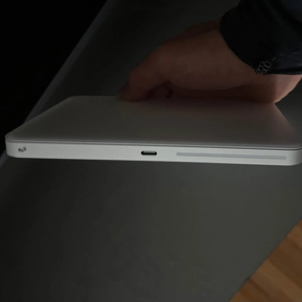 Apple Magic Trackpad 3 (A3120) USB-C - photo 3