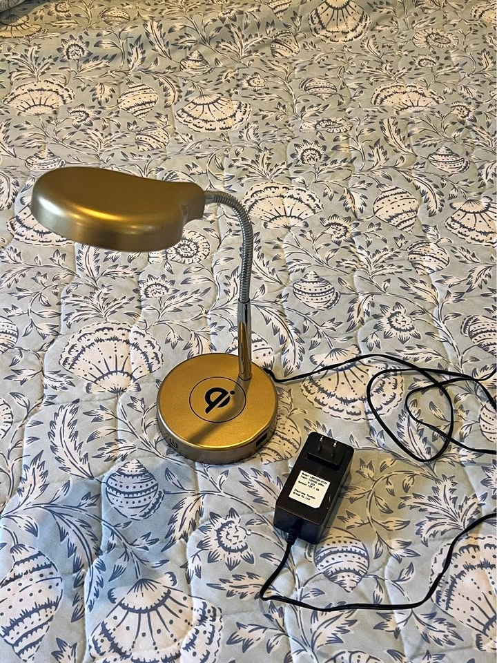 Mainstays LED Desk Lamp with Qi Wireless Charging and USB Port