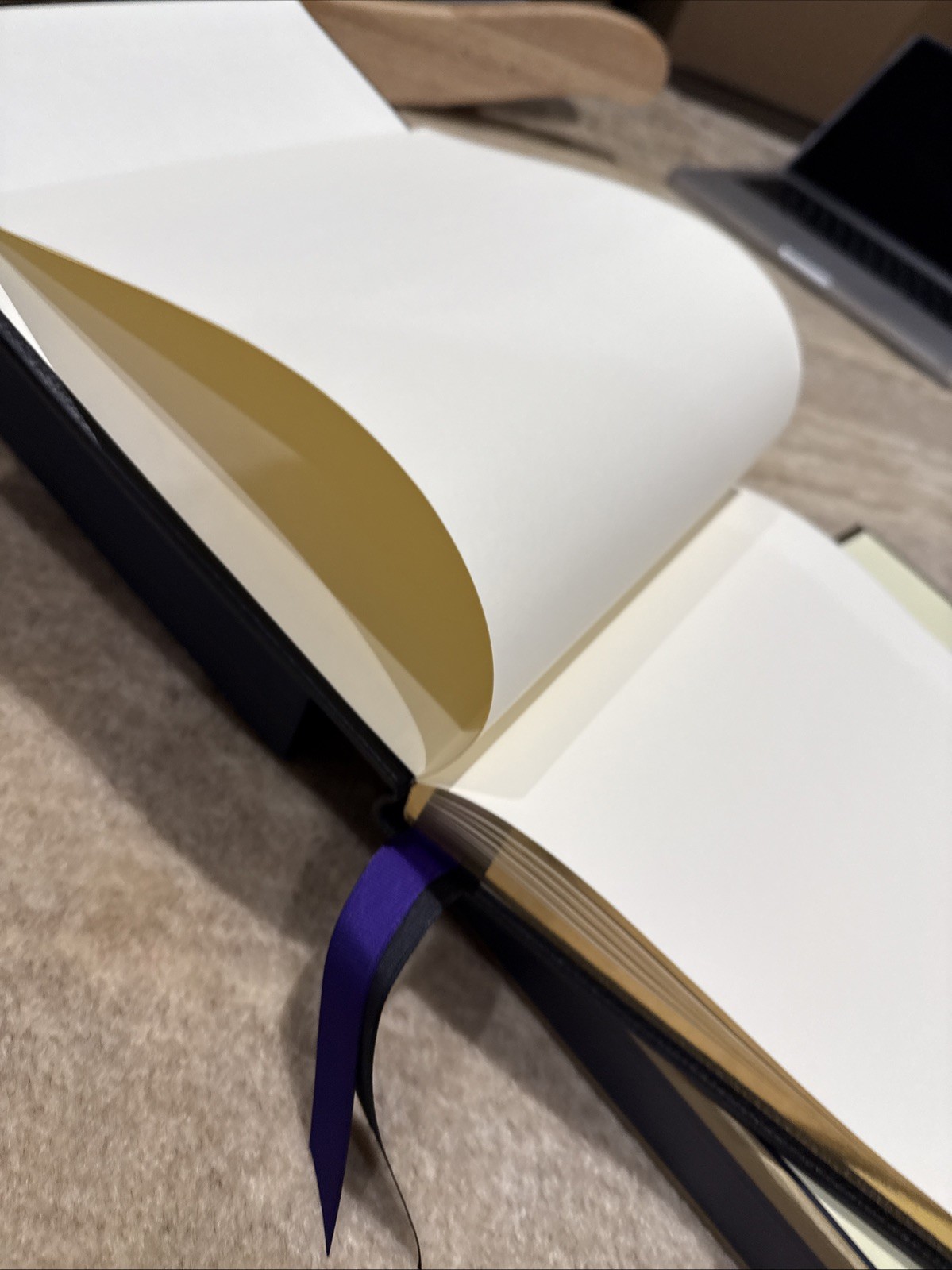 Aspinal Of London A4 Guest Book - Brand New In Box - photo 4