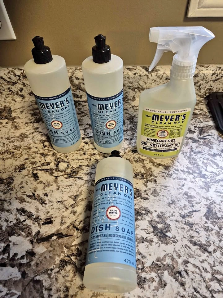 Cleaning bundle