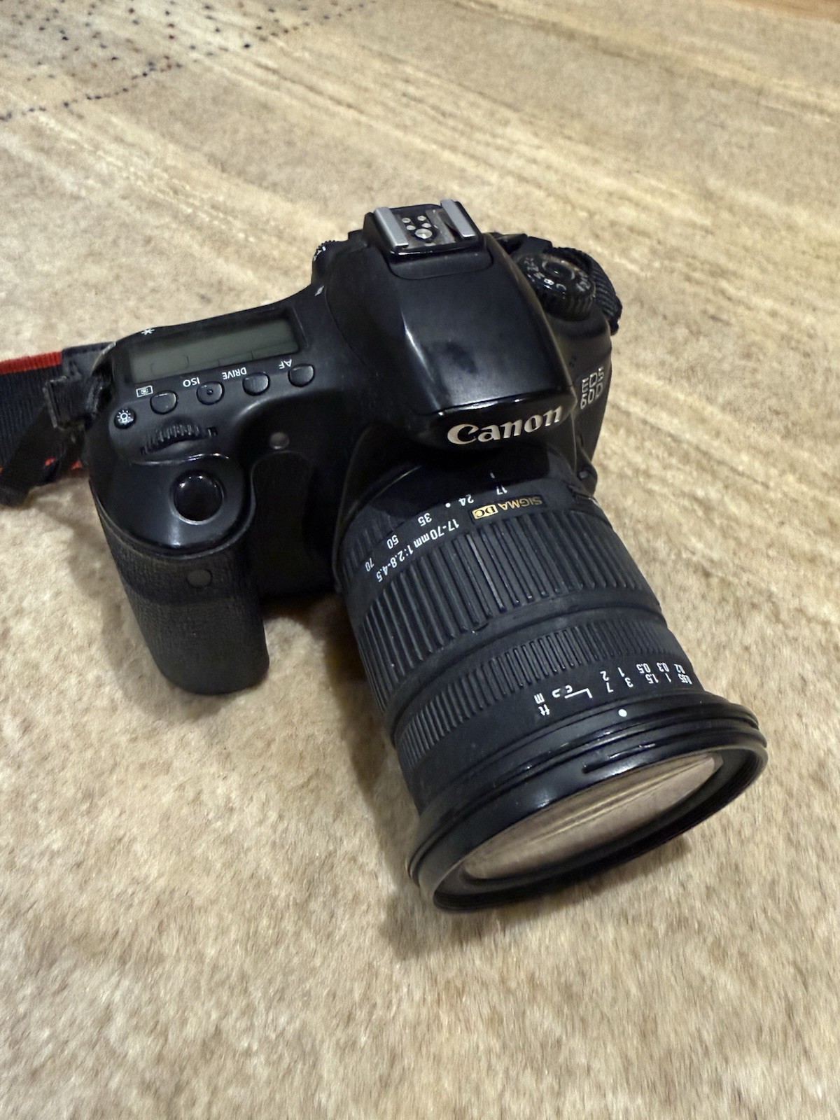 Canon EOS 60D 18.0 MP DSLR with Sigma 17-70mm Lens - photo 2