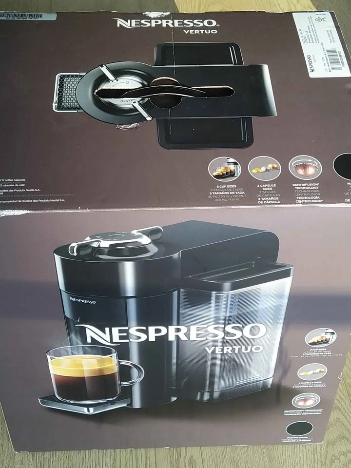 Nespresso Vertuo GCC1 – Lightly Used & Very Clean - photo 2