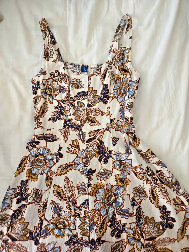 Old Navy XS Tall Floral Smocked Midi Dress
