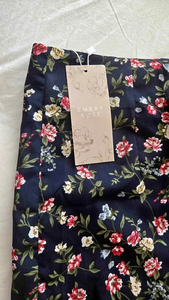 Emery Rose navy floral wrap skirt new with tags M