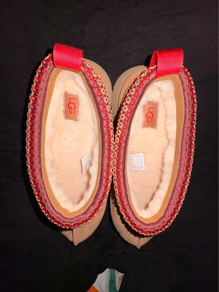Women’s UGG tazz platform shoes - photo 3