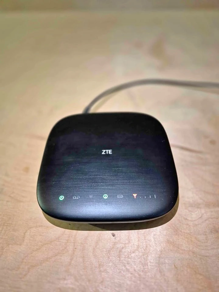 ZTE MF279T 150Mbps 4G LTE Mobile WiFi Hotspot