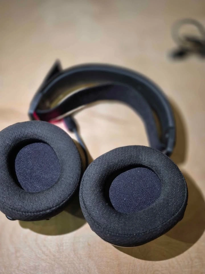 SteelSeries Arctis Pro Wireless Gaming Headset - photo 2