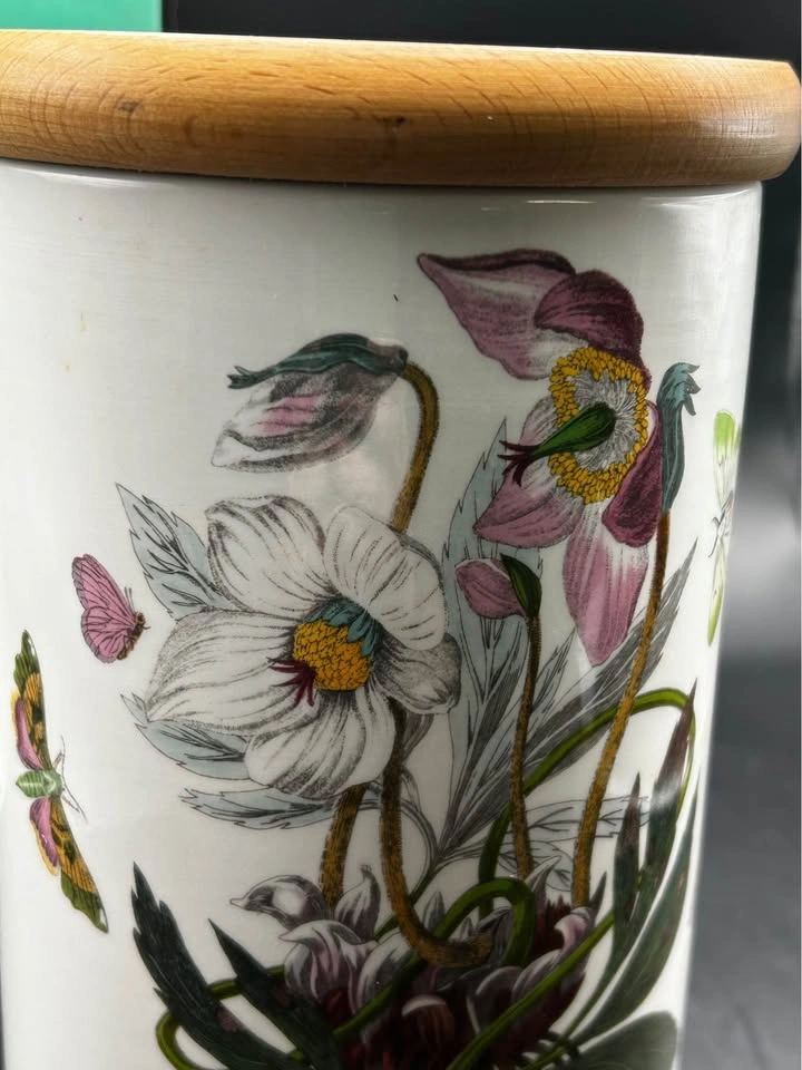 Vintage Portmeirion 8” Canister with Lid - photo 5