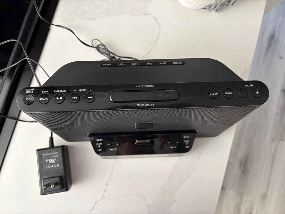 Sony Dream Machine ICF-CS15iP iPod Dock Alarm Clock - photo 2
