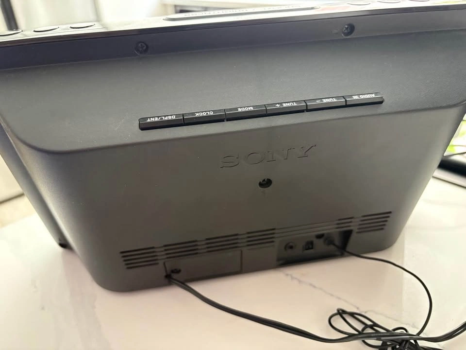 Sony Dream Machine ICF-CS15iP iPod Dock Alarm Clock - photo 4