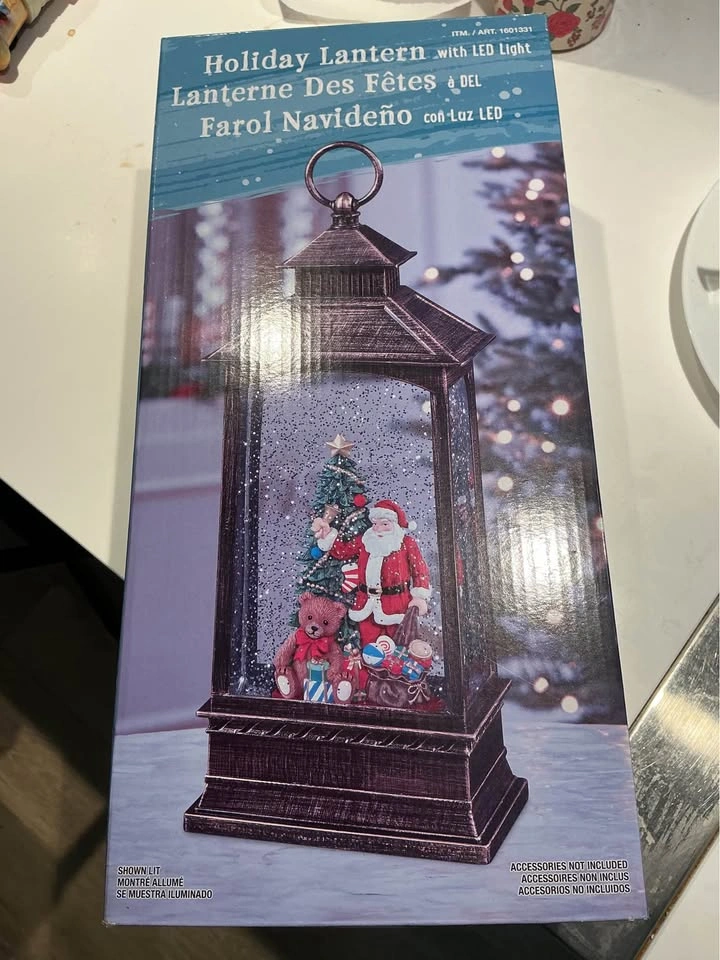 Holiday Lantern with LED lights - photo 2