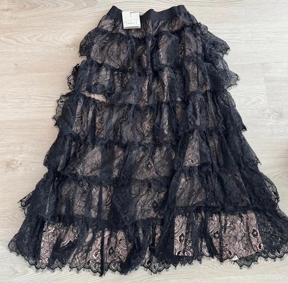 AllSaints Rory Lace Maxi Skirt Size 4 (New) - photo 2