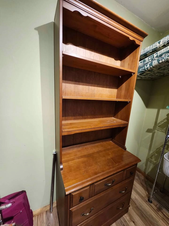 Solid wood bookcase - photo 2