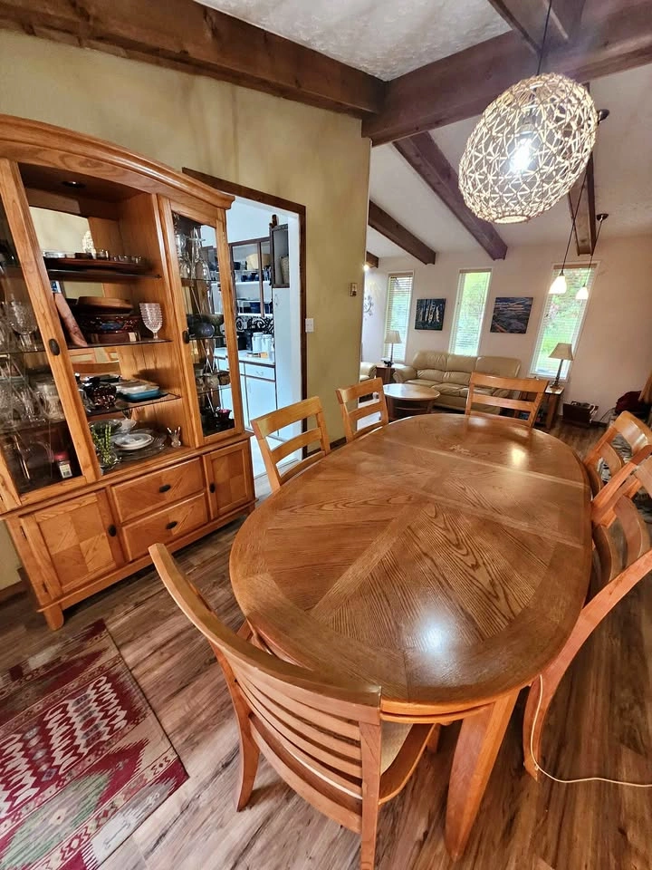 Solid wood and glass Dining room set