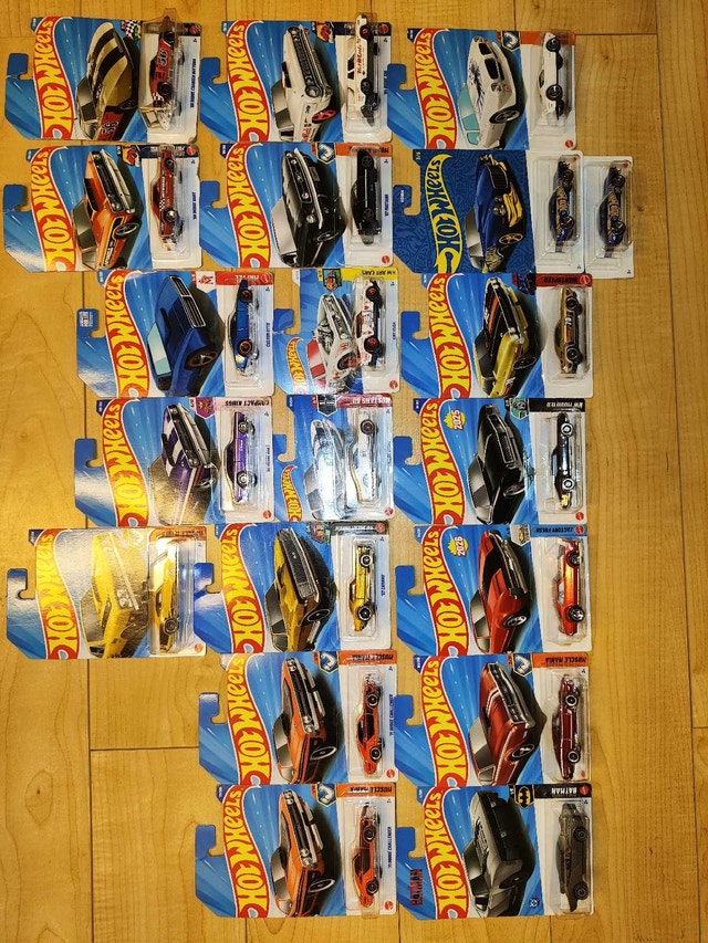 Hot Wheels 100+ Bundle - photo 5