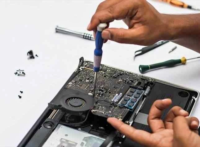 Same-Day Laptop & Desktop Repair – GTA