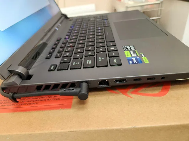 240Hz QHD+ Corei9 2TB RTX4060 ASUS ROG STRIX G16 image indicator(8)