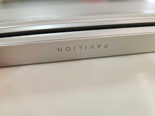 HP Pavilion 15.6" Laptop - Like New - photo 3