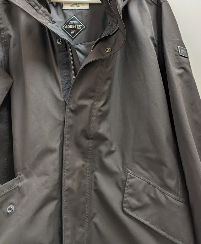 GENUINE Aigle Gore-Tex Parka Jacket (Men) image indicator(2)