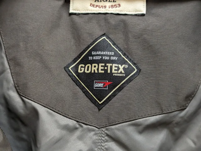 GENUINE Aigle Gore-Tex Parka Jacket (Men) image indicator(7)