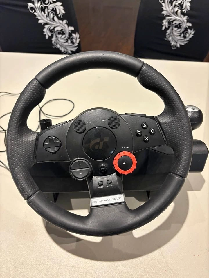 Logitech Driving Force Racing Wheel for PlayStation
