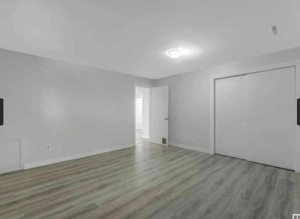4 Beds 2 Baths - House - photo 5
