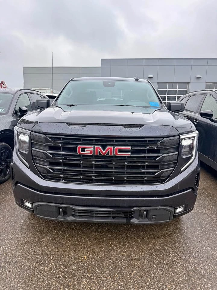 2024 GMC Sierra 1500 Elevation