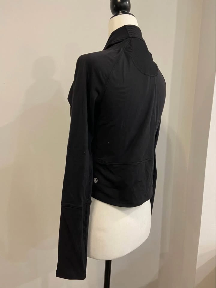 Lululemon quarter zip sweater size 4 - photo 4