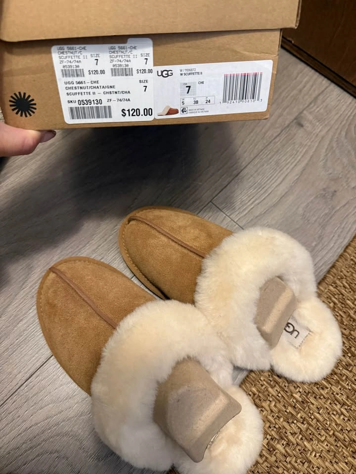 Ugg Scuffette Slipper Size 7 - photo 2