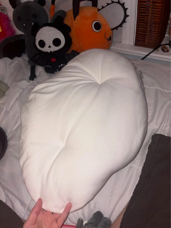 gudetama plushie - photo 4