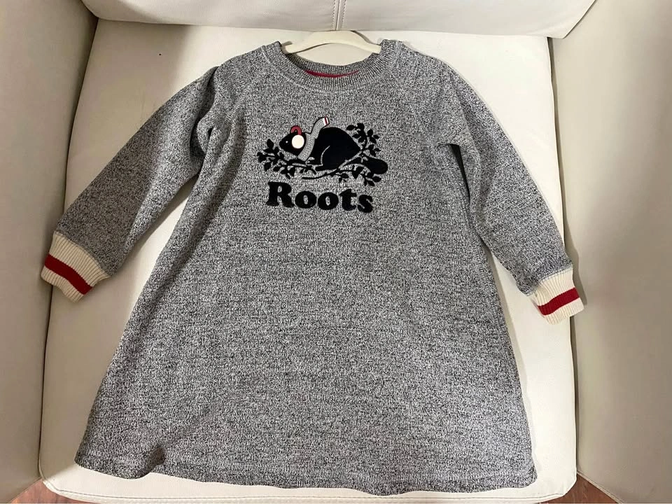 Roots toddler (XL, 12-24 mos) cabin sweater dress - EUC