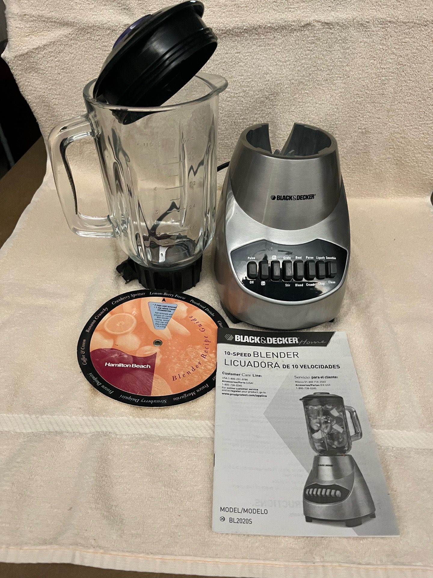 Black & Decker 10-Speed Blender (BL2020S) Glass Jar + Extras