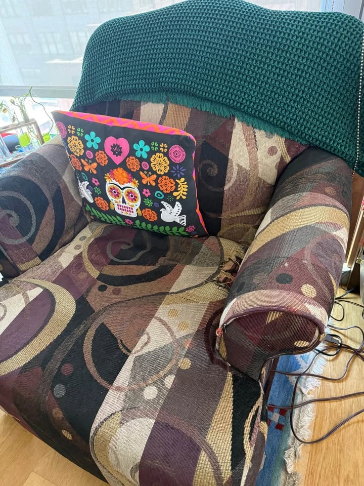 Colorful 90's living room chair - photo 2