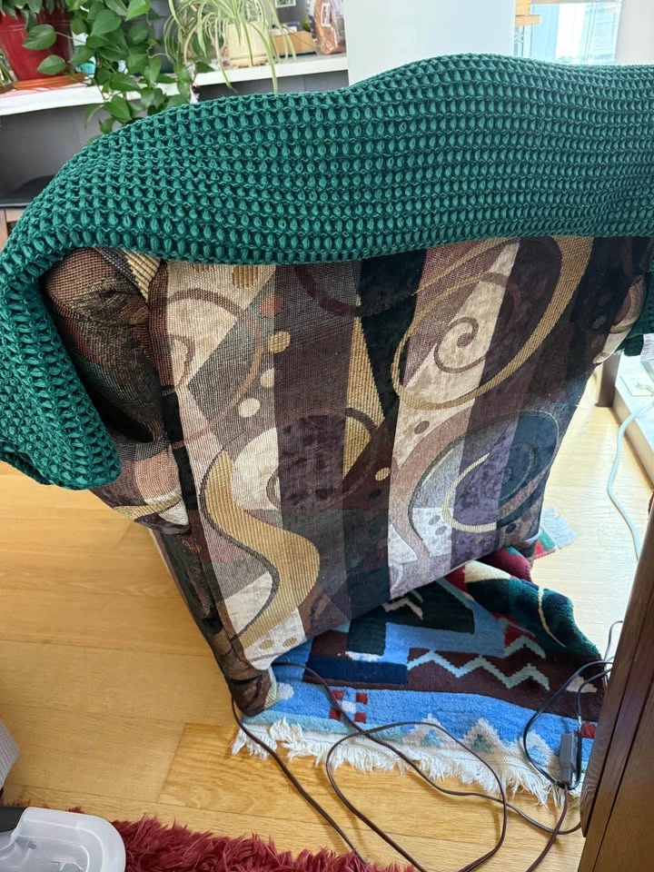 Colorful 90's living room chair - photo 5