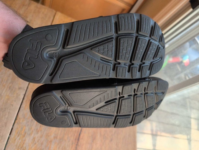 Fila Slides men's size 10 black - photo 2