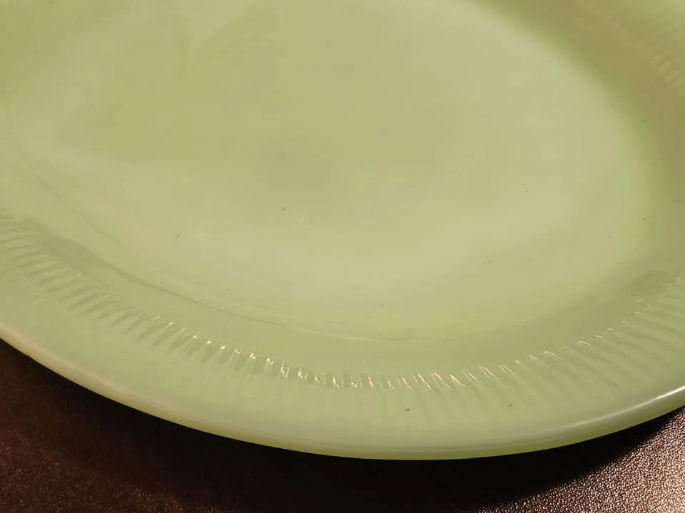 Fire King Jadeite 12" Oval Dish - photo 2