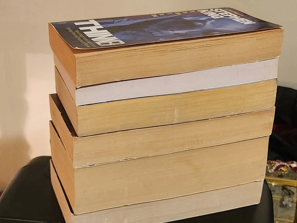 Stephen King Book Lot, 6 Total - photo 4