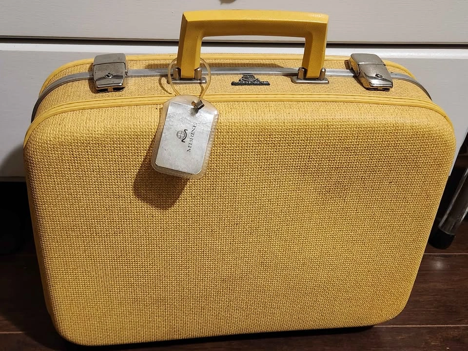 Vintage McBrine Hardshell Travel Case - photo 5
