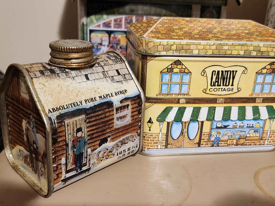 Lot of Vintage Tins - photo 4