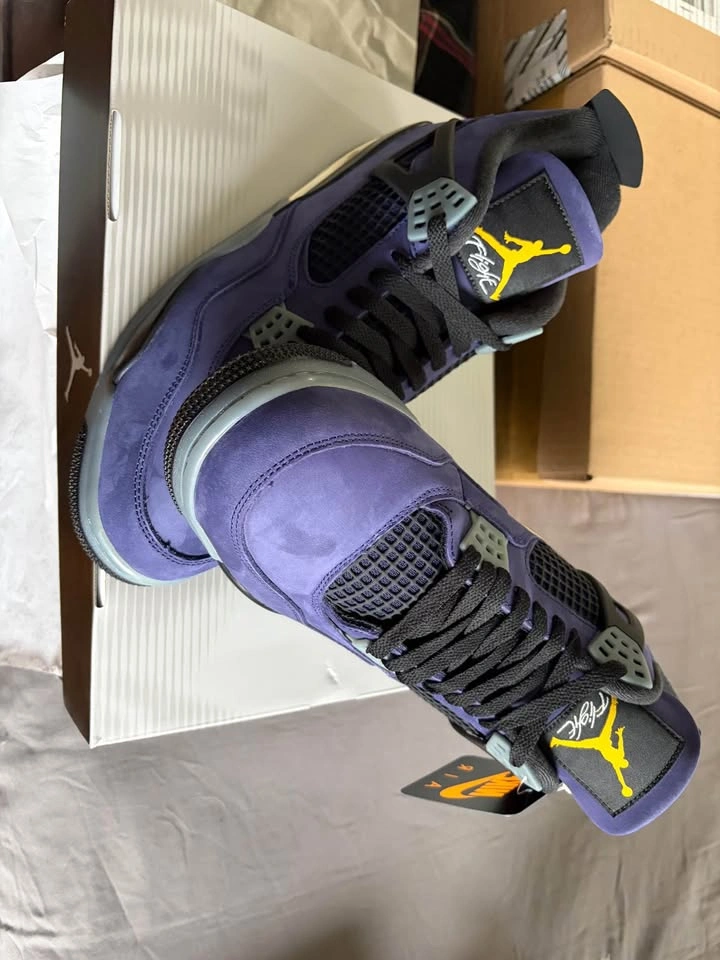 Lakers Air Jordan 4 - photo 5