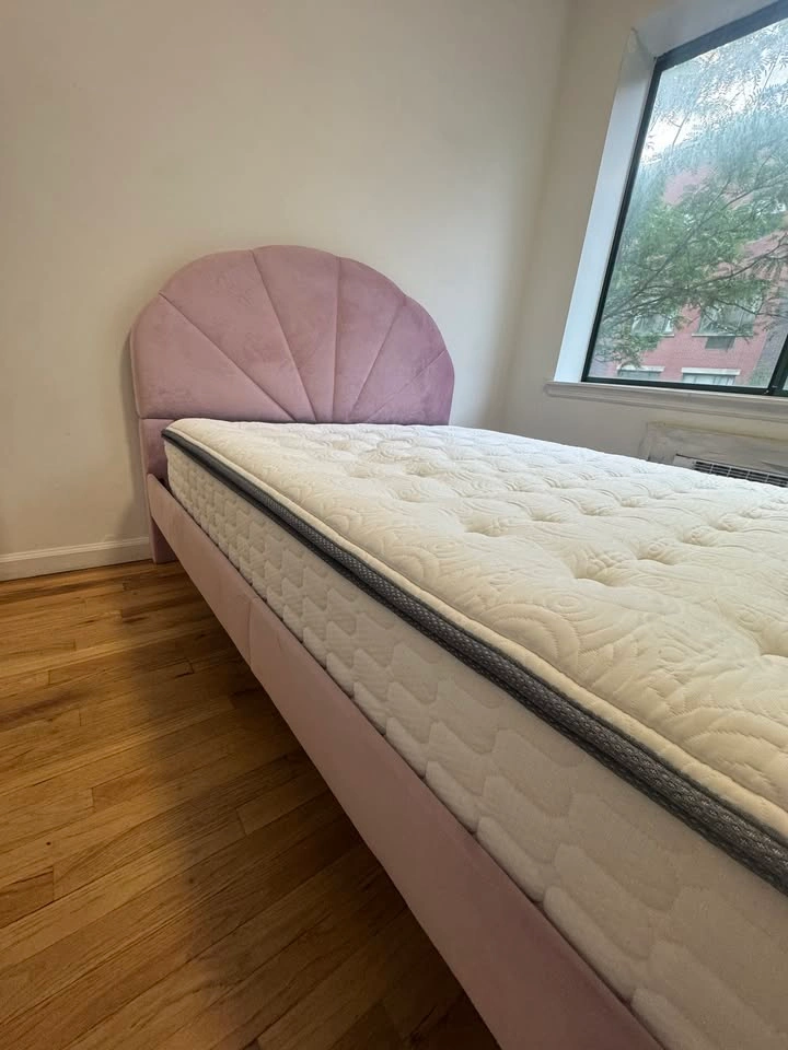 Full-size mattress - photo 3