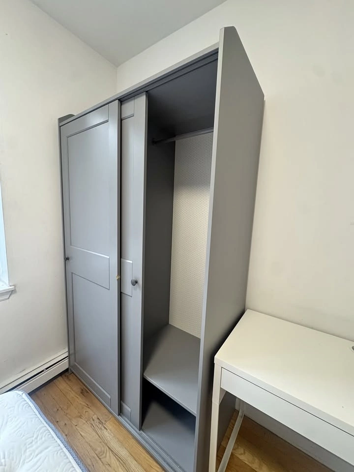 Closet (Ikea HAUGA)